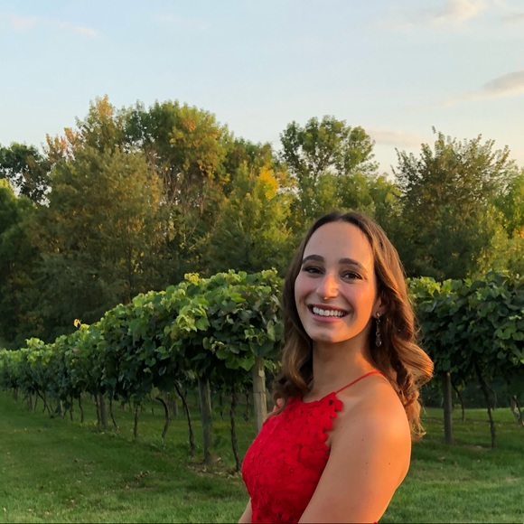 Meet your Posher, Sophia - Picture 1 of 1